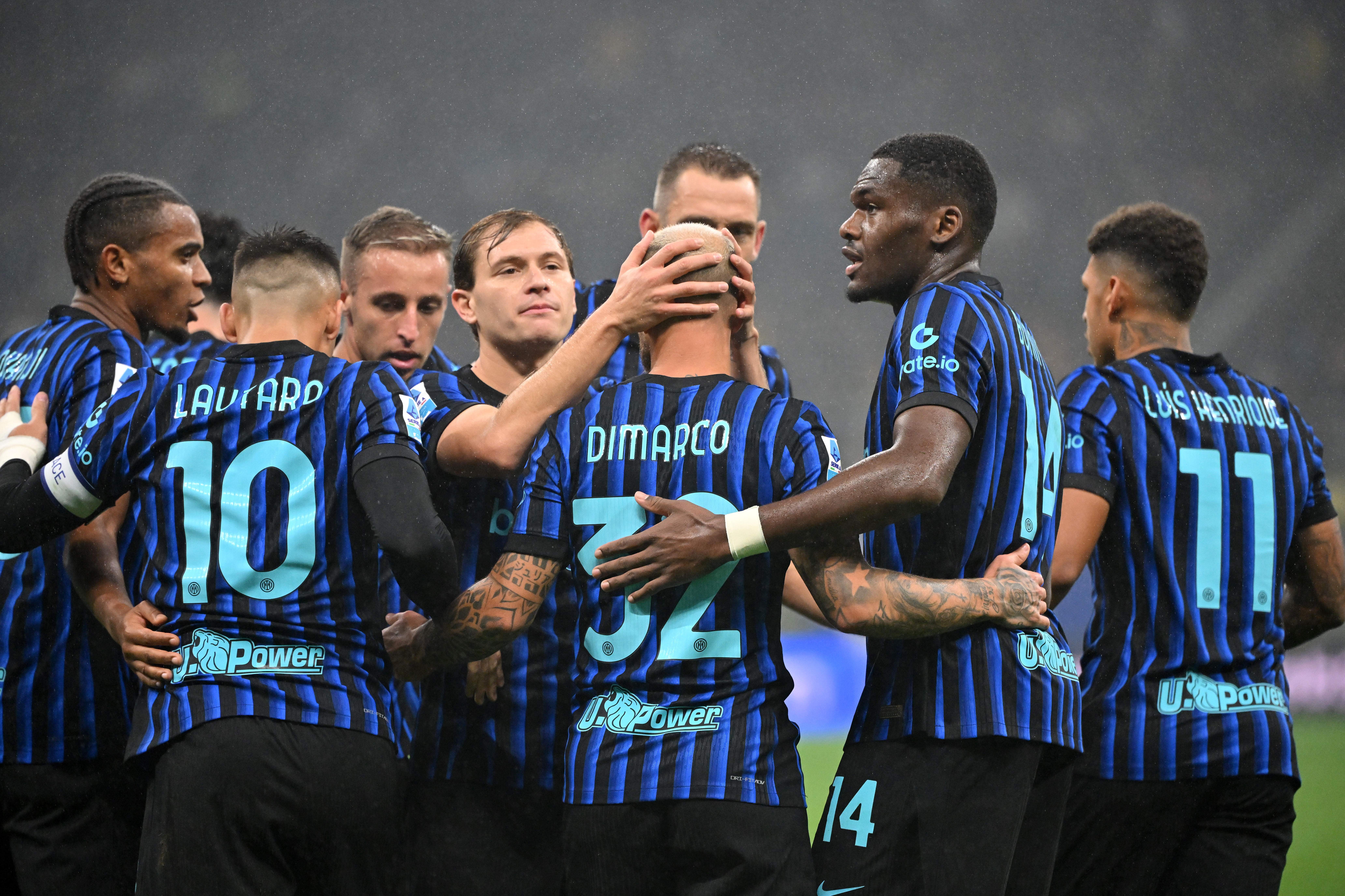 包含今晨意大利杯焦点战，国际米兰刷新队史纪录，悬念犹存，身体对抗强度拉满的词条